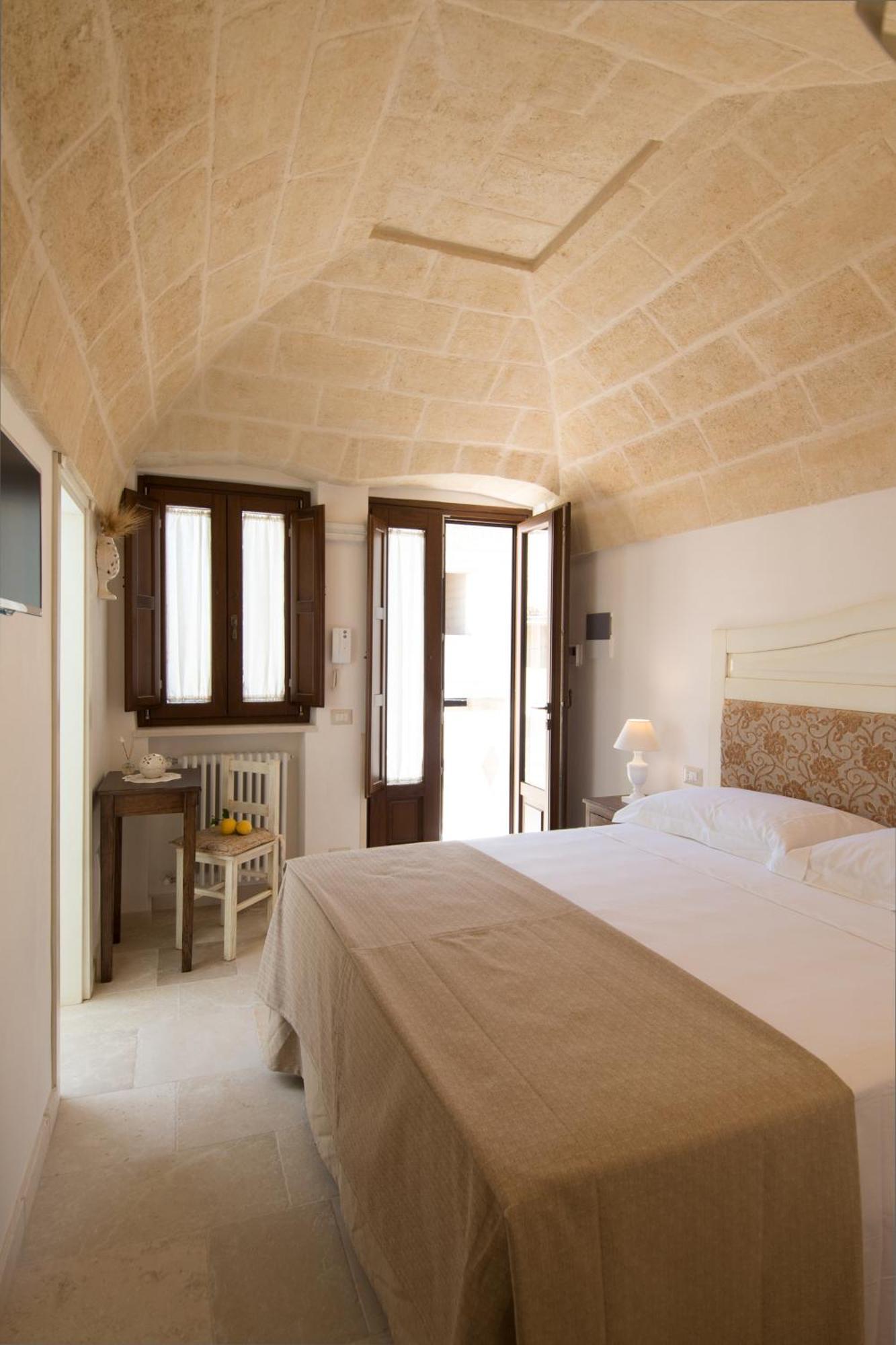 Antica Via Roma E Relax Bed & Breakfast Montalbano (Apulia)