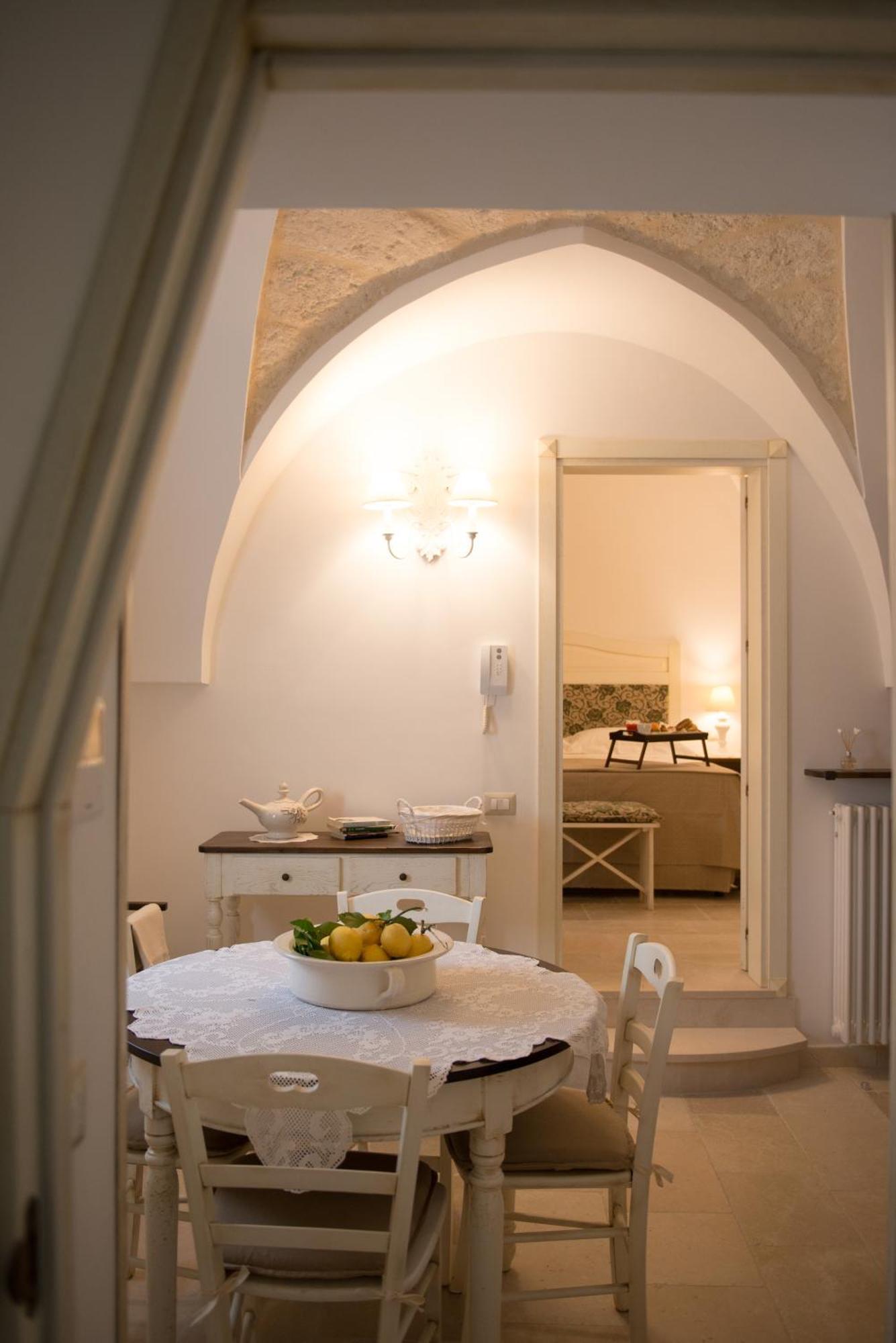 Antica Via Roma E Relax Bed & Breakfast Montalbano (Apulia)