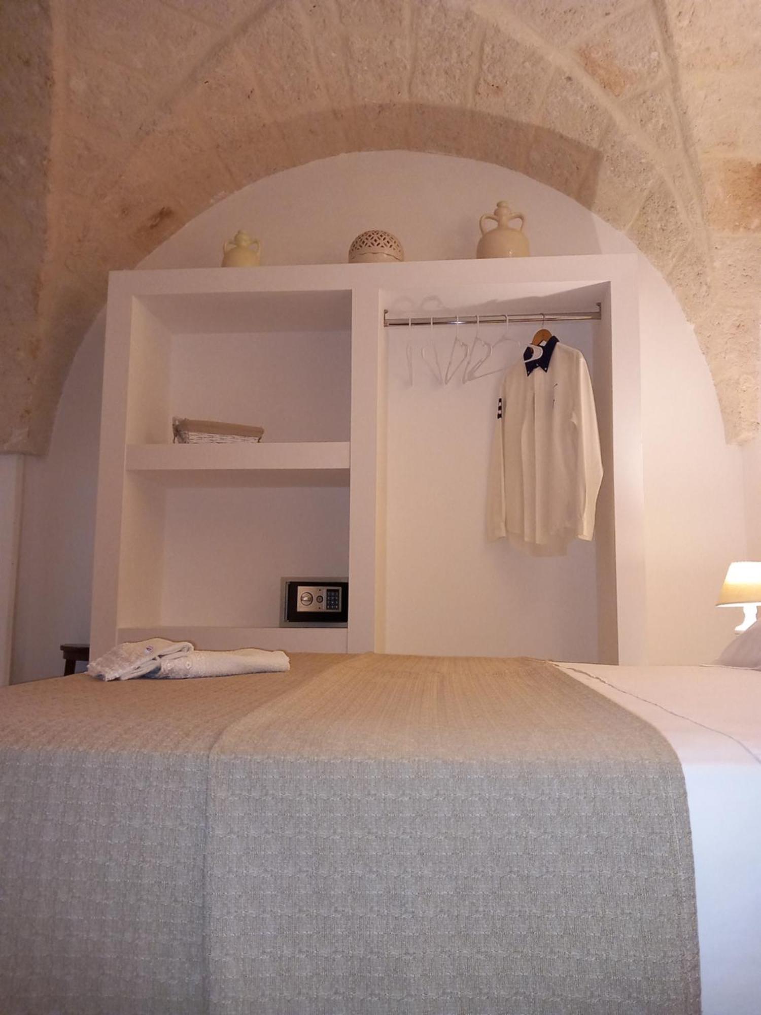 Antica Via Roma E Relax * Montalbano (Apulia)